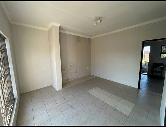 1 BEDROOM FLAT RENTED IN BEDWORTH PARK